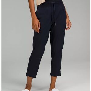 Lululemon studio crop pants